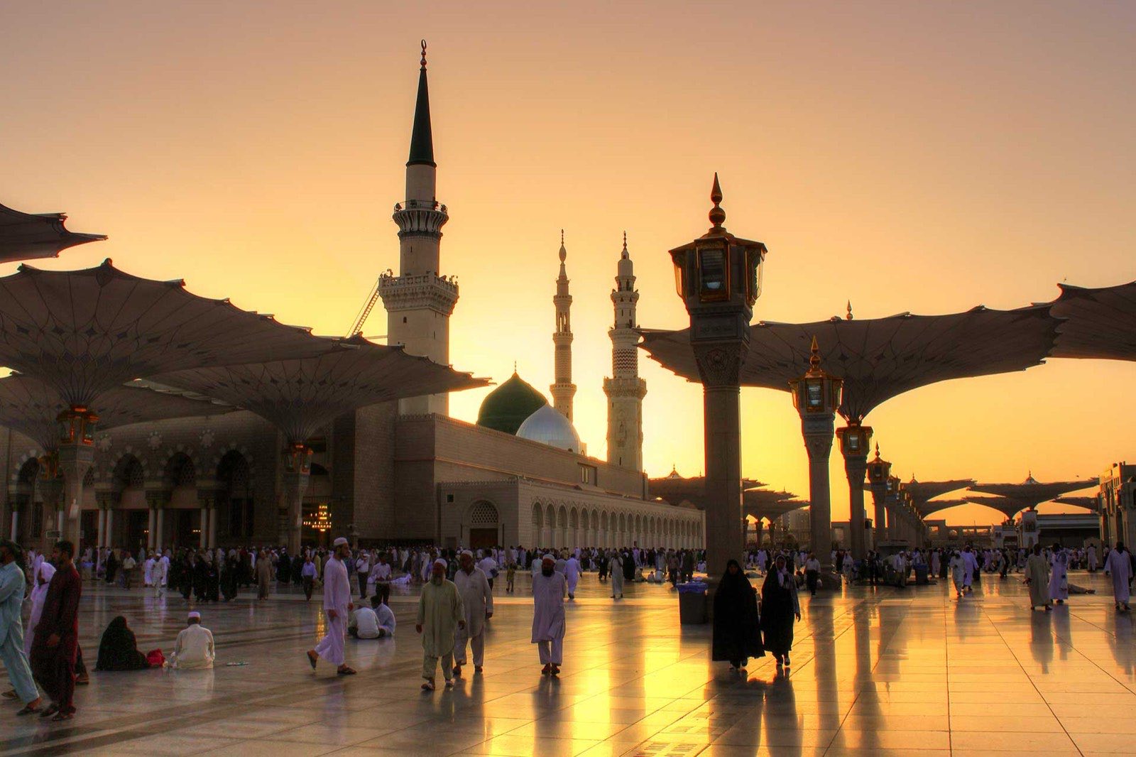 Masjid an-Nabawi courtyard at golden hour